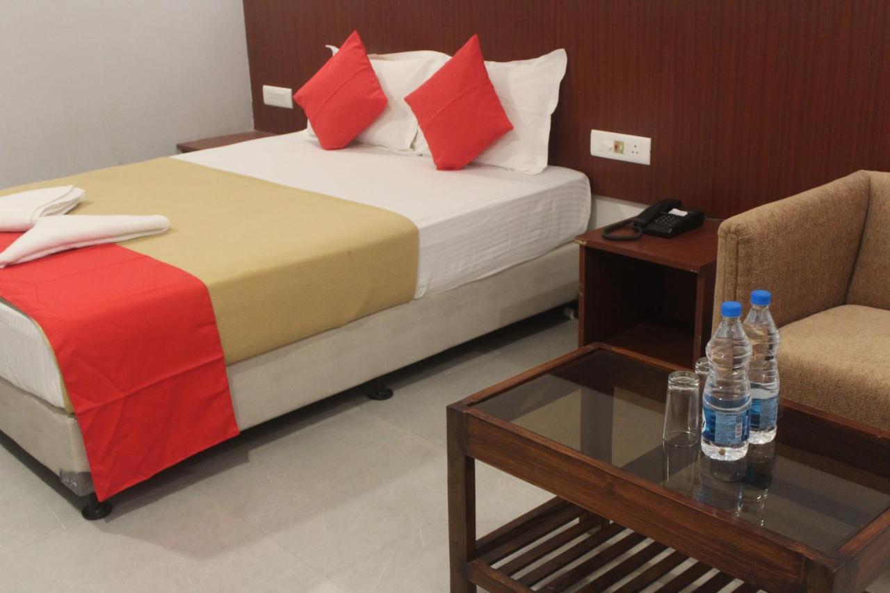 Hotel Janaki Pride Puri Exterior photo